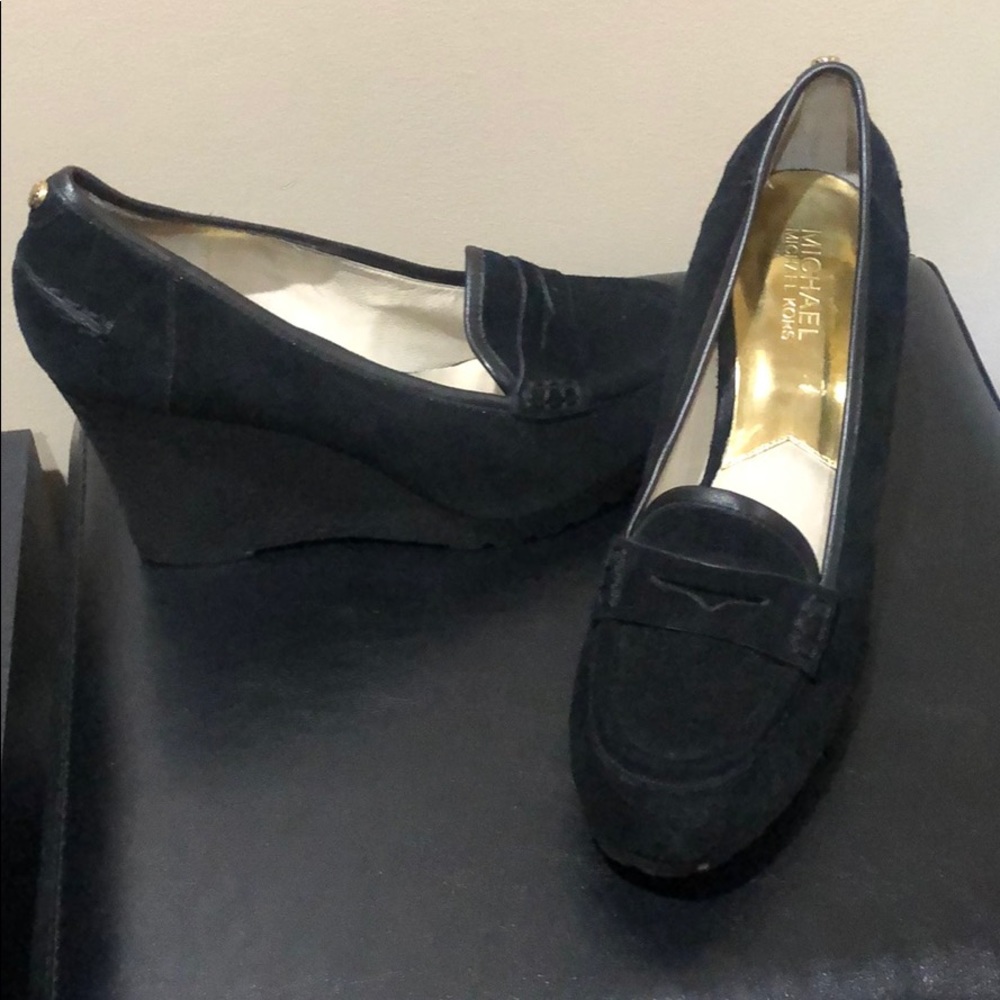 Michael Kora high wedge penny loafers